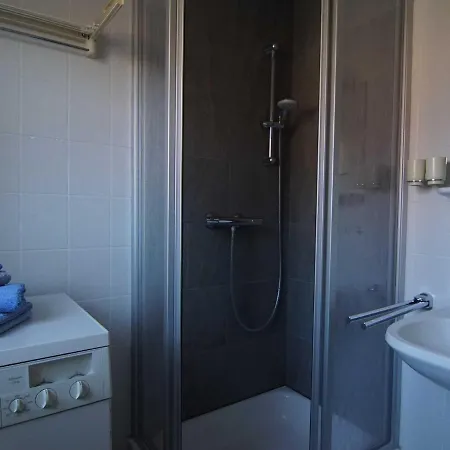 Achter'd Diek, 45183 Apartman